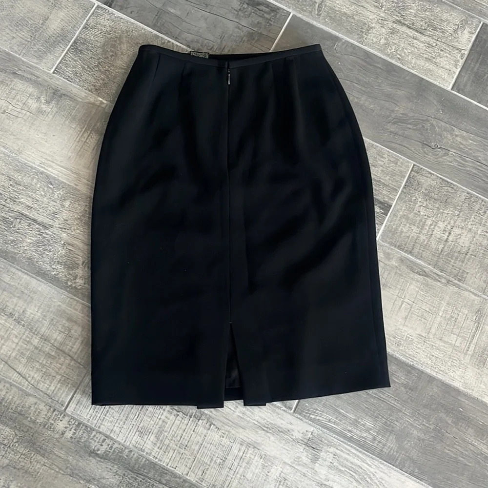 WOMAN PENCIL SKIRT - Picture 3 of 3
